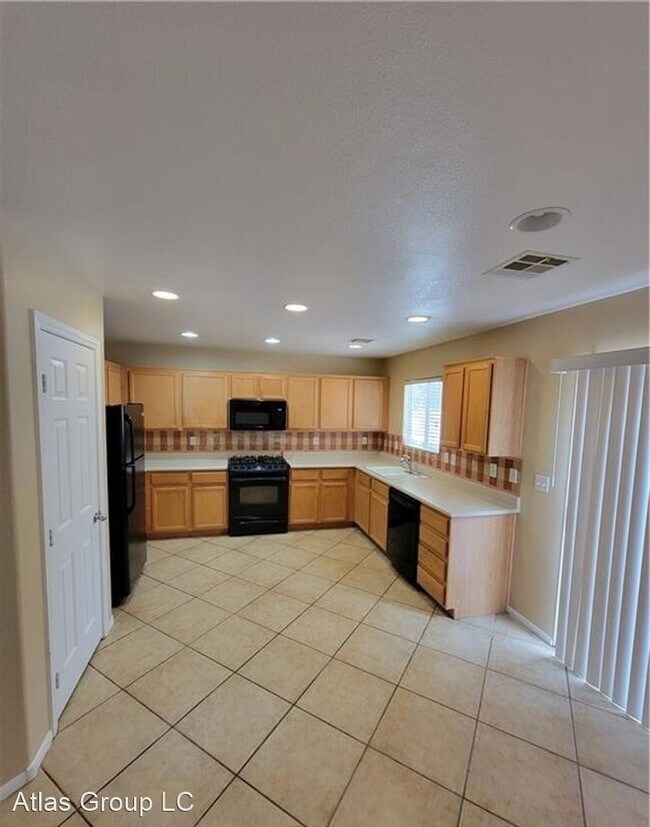 Building Photo - 3 br, 2.5 bath House - 1374 Louisiana Lake...