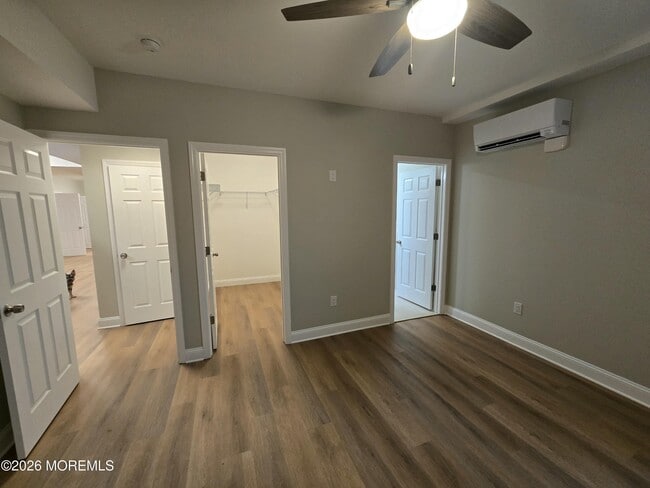 Building Photo - 164 Austin Ave