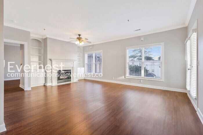 Building Photo - 116 31st Ave N