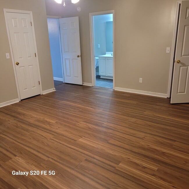 Building Photo - 245 Cardinal Pne Ln