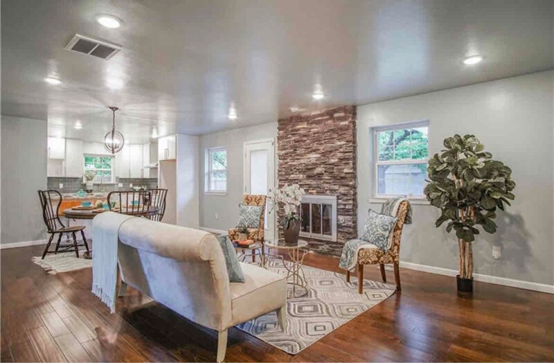 Building Photo - 9712 Essex Ct