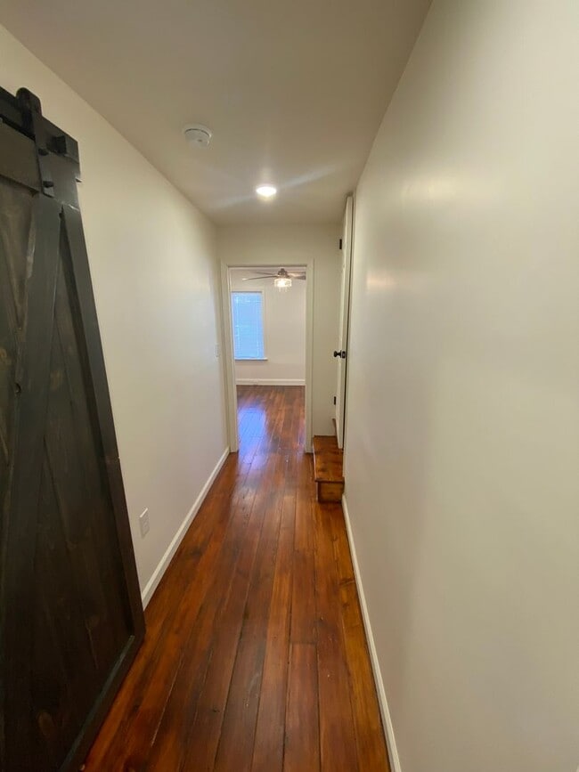 Building Photo - Beautiful 3-Bedroom Home!