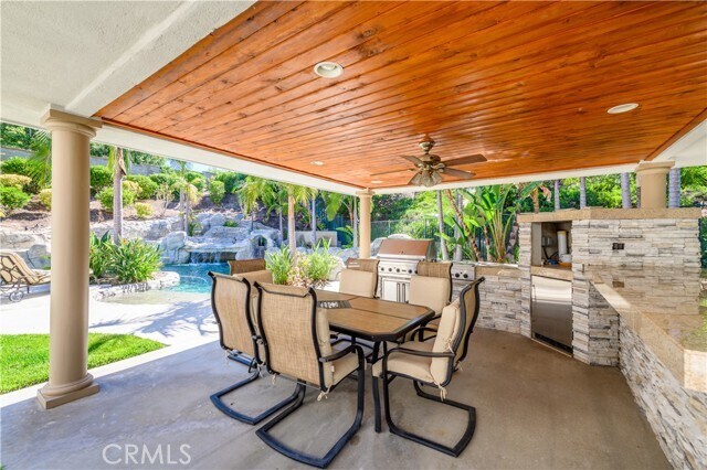 Building Photo - 21 Bent Oak