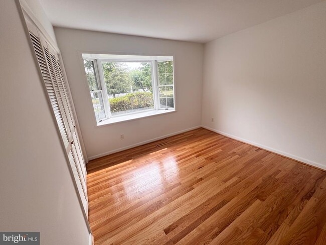 Building Photo - 2710 Academy Dr