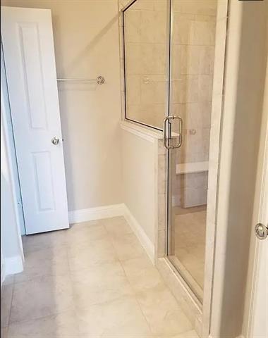 Building Photo - 904 Estelle Dr