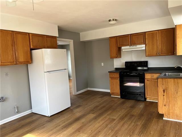 Building Photo - 6095 Wilton Dr