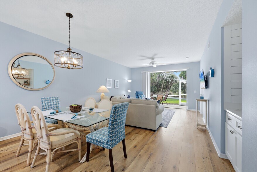 Building Photo - 8951 Veranda Way