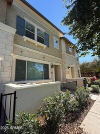 Building Photo - 2628 S Voyager Dr