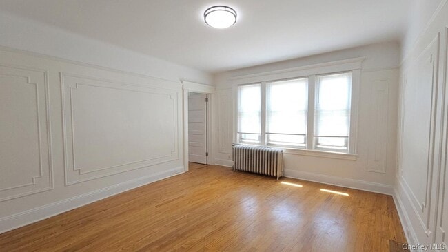 Building Photo - 68-07 53rd Ave