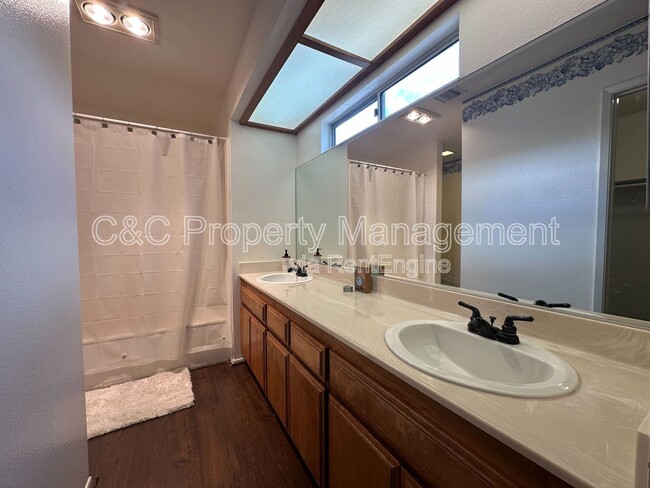 Building Photo - 26314 Driftwood Ln
