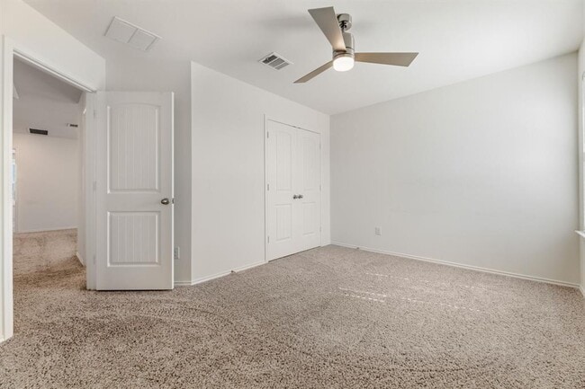 Building Photo - 365 Rocroi Dr