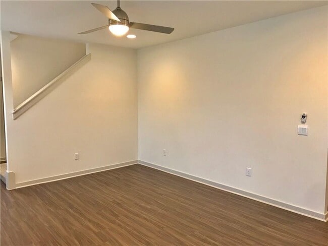 Building Photo - 8201 Linnie Ln