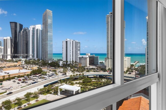 Building Photo - 200 Sunny Isles Blvd