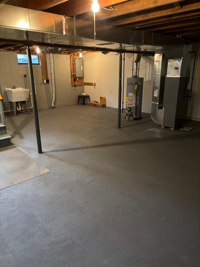 basement - 102 River St