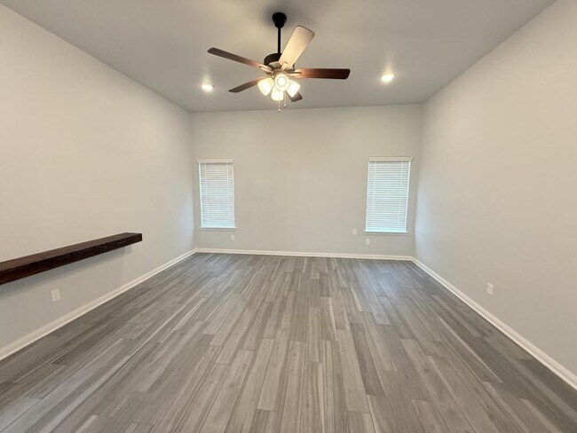 Building Photo - 8301 Grayson Trl