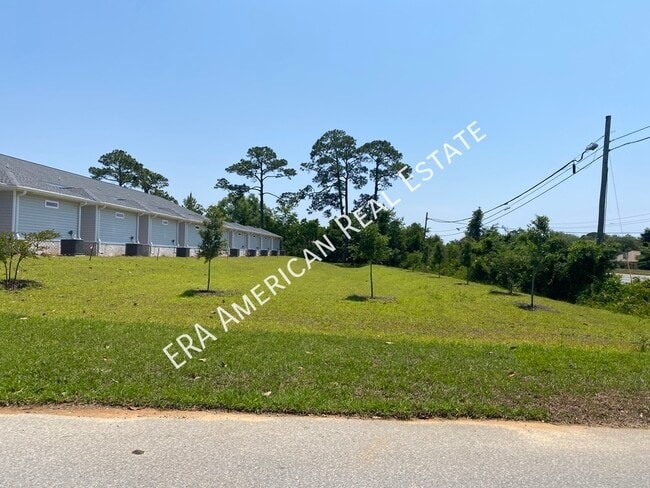 Building Photo - 953 Skylark Rd