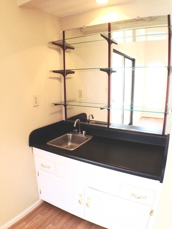 Building Photo - 5436 Chatham Lake Dr