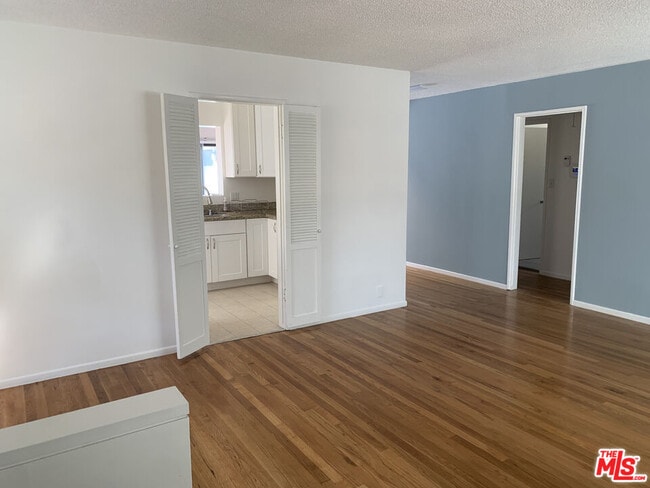 Building Photo - 2807 Glendon Ave