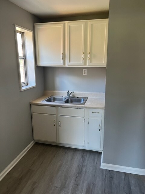 Building Photo - 2950 Hale Ave