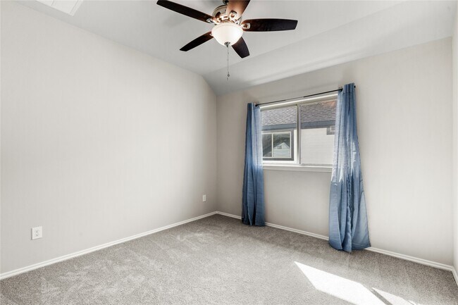 Building Photo - 20751 Wilde Redbud Trl