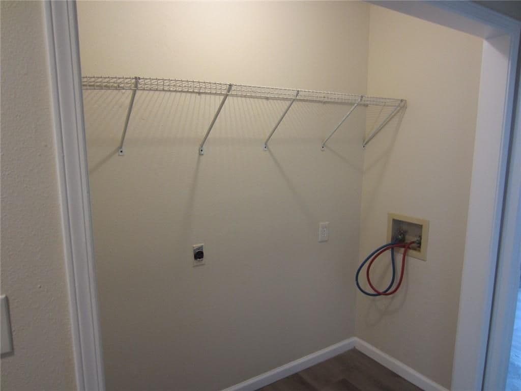 Building Photo - 4036 Oak Glenn Dr