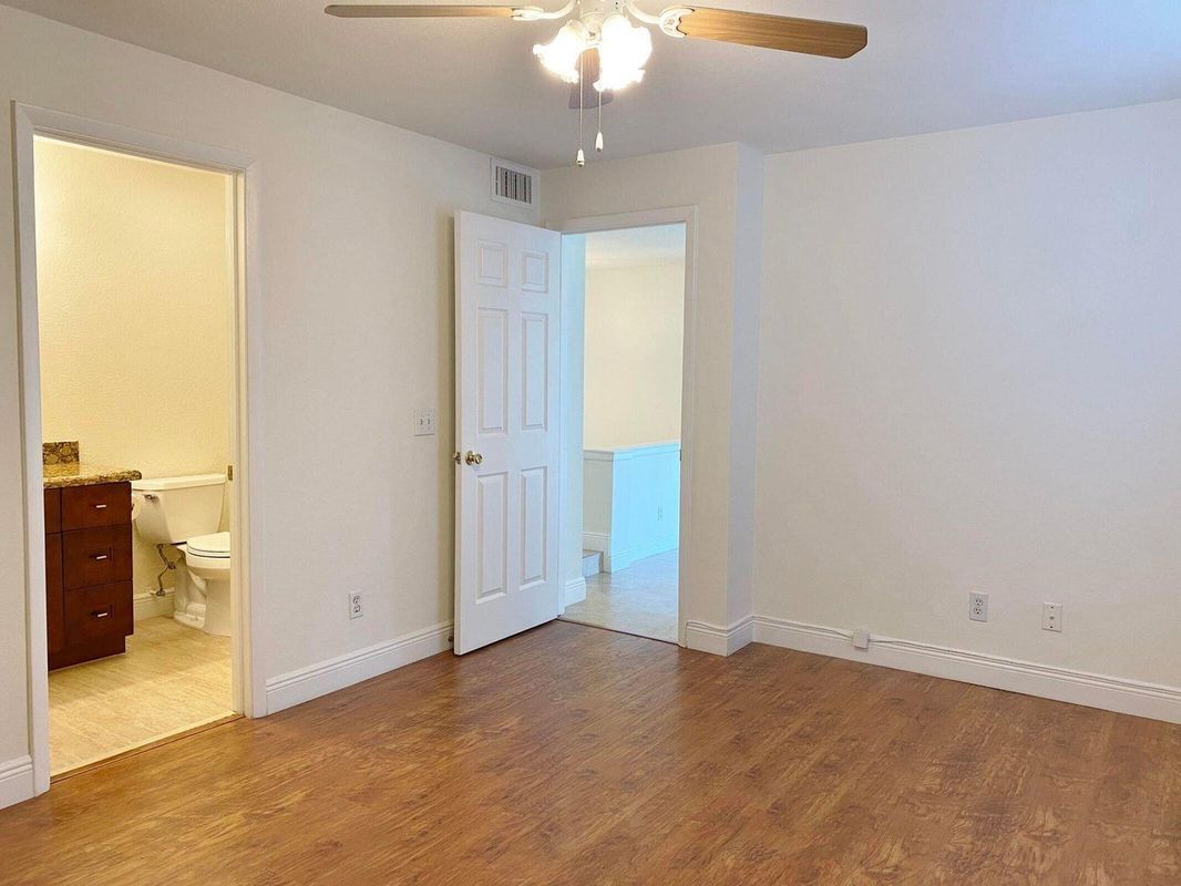 Building Photo - 1885 Palm Cove Blvd