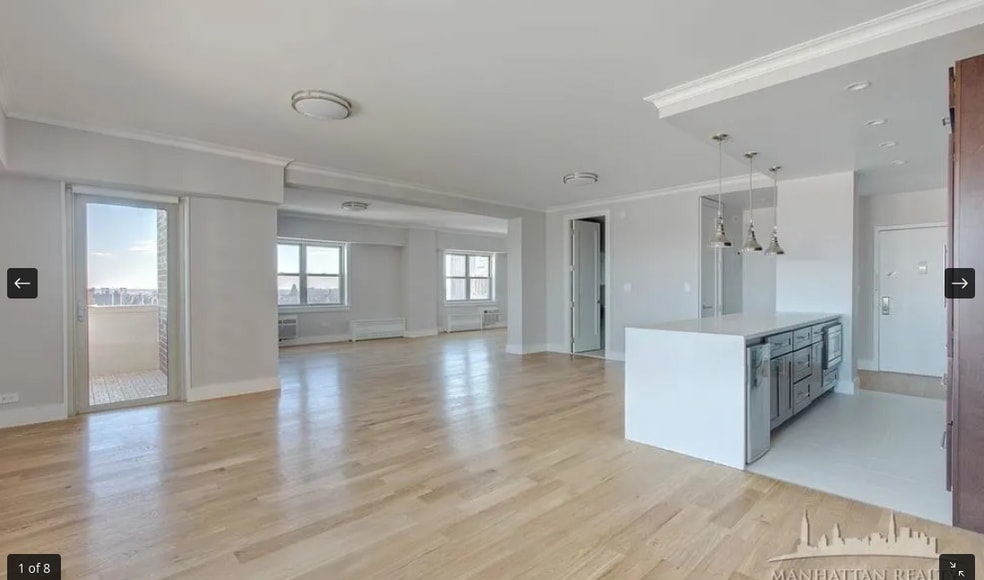 Building Photo - 314 Greenwich St