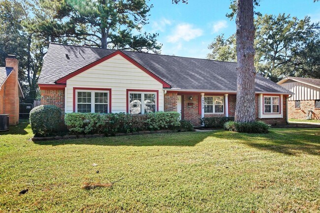 Building Photo - 10513 Moorberry Ln
