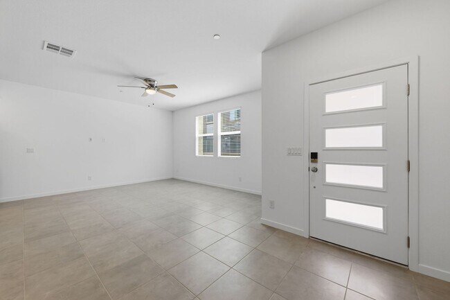Building Photo - Brand New 3 Bedroom Stylish Henderson Townhome in Black Mountain Ranch