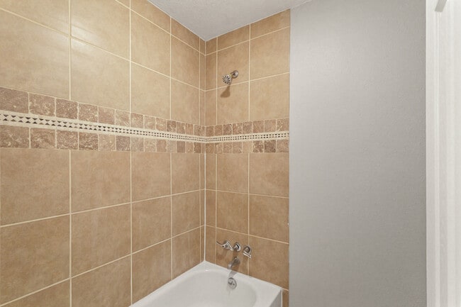 Building Photo - 12322 Wild Pine Dr