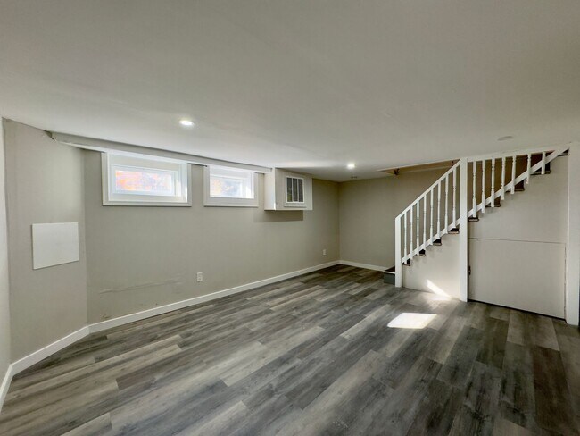 Building Photo - Charming 3Bed/2Bath Townhome in Dundalk, MD!