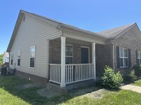 Building Photo - 2548 Danielle Ln