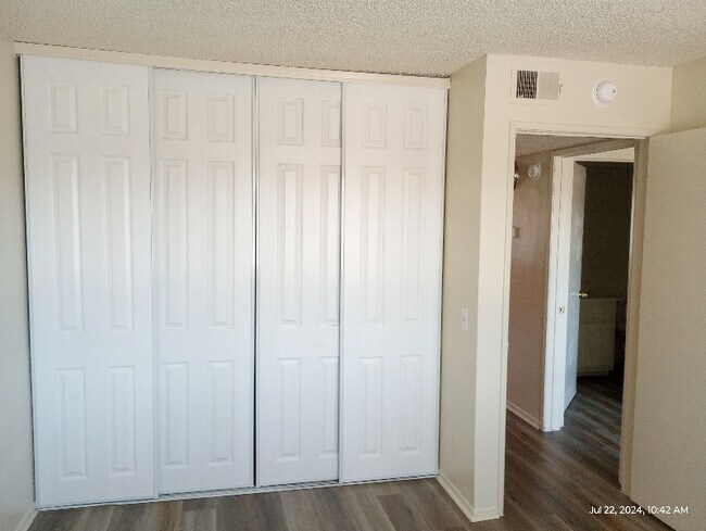 Building Photo - 38290 5th St E