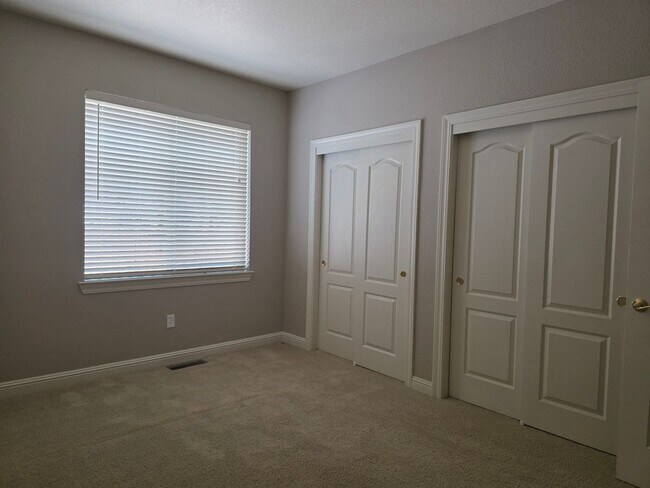 Building Photo - 1458 Cardiff Ct