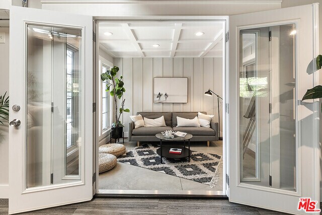 Building Photo - 3908 Las Flores Canyon Rd