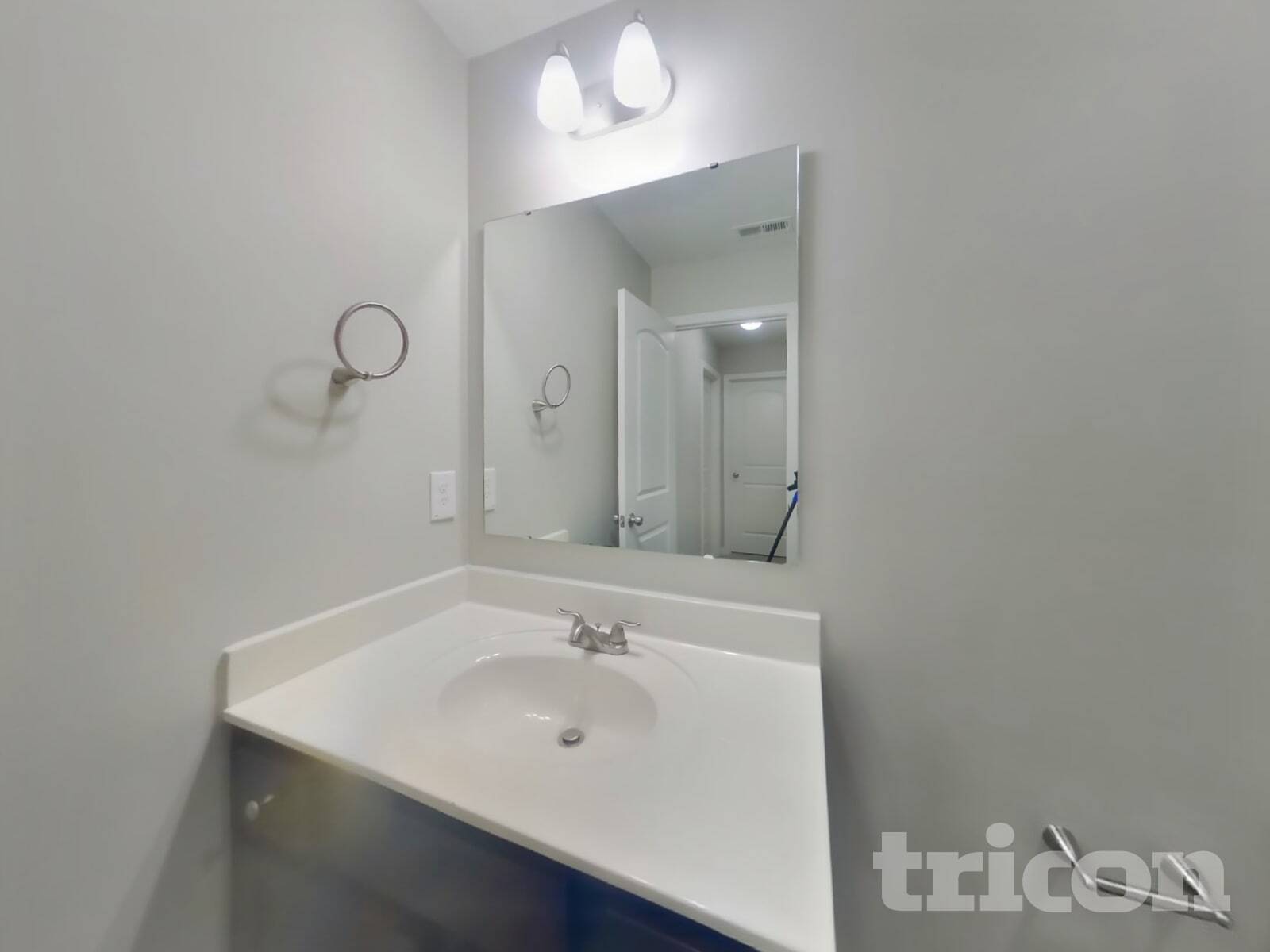 Building Photo - 115 Clove Hitch Dr