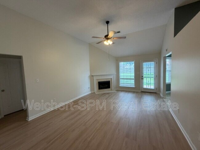 Building Photo - 11245 Cashmere Wood Dr