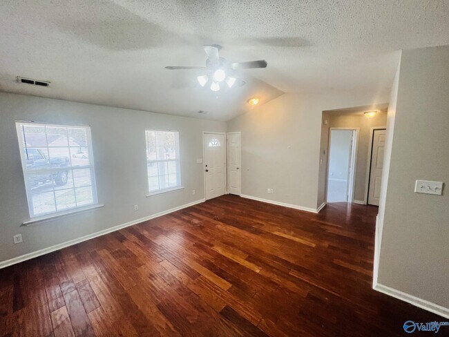 Building Photo - 179 Sandy Hollow Dr NW