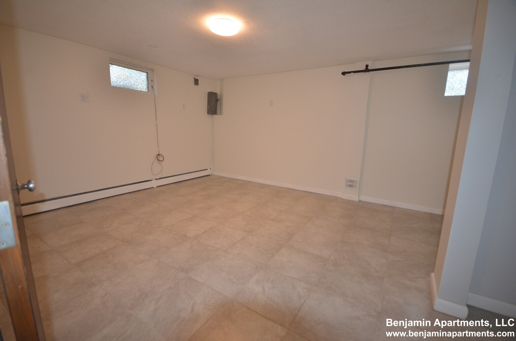 Building Photo - 20 Mossdale Rd