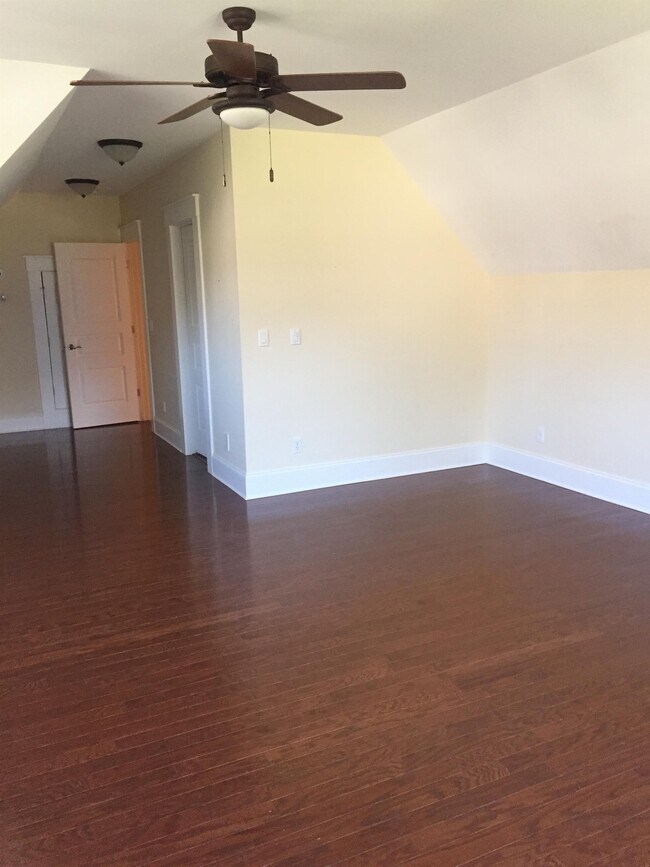 Building Photo - 65 Orvis Stone Cir