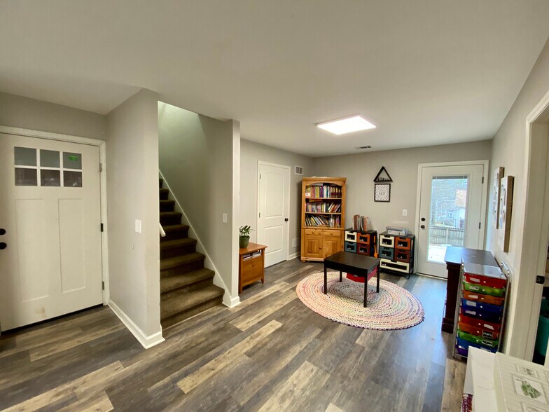 Building Photo - 1095 Mountain Springs Dr NW