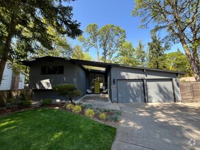 Building Photo - Midcentury modern 4-bedroom, 3-bathroom ho...