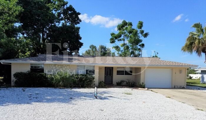 Primary Photo - 3567 Harbor Blvd