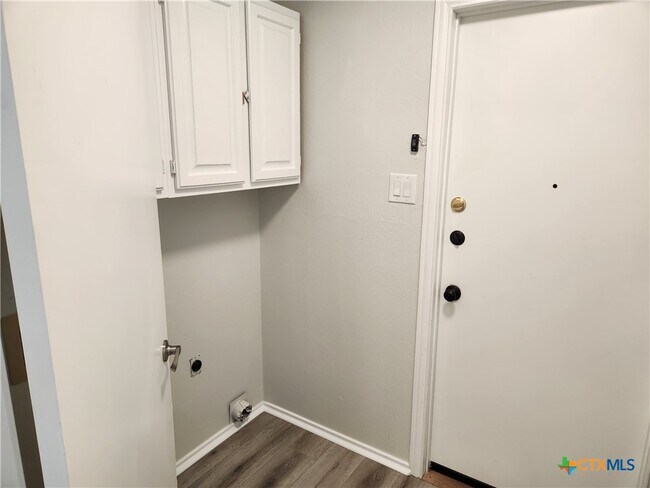 Building Photo - 2314 Horseshoe Bend