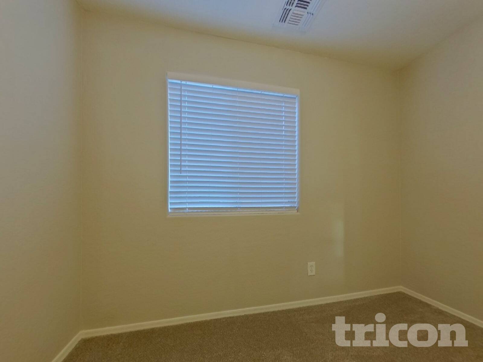 Building Photo - 24172 W Desert Bloom St