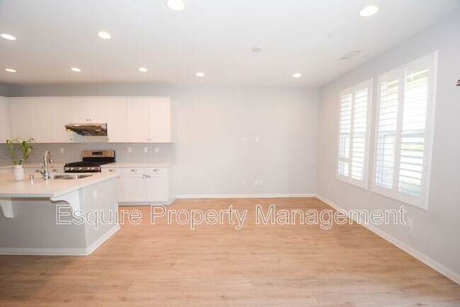 Building Photo - 173 Stage Trail Rd.