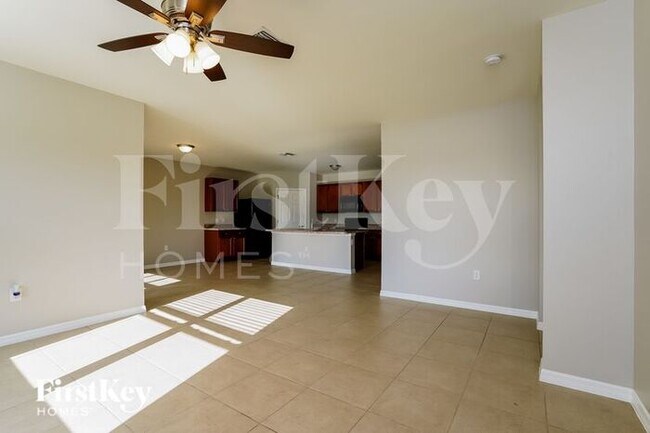 Building Photo - 3452 Acapulco Cir