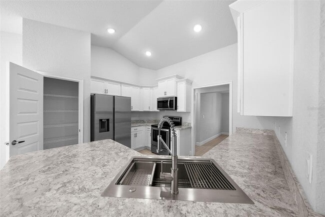 Building Photo - 5086 SW 91st St