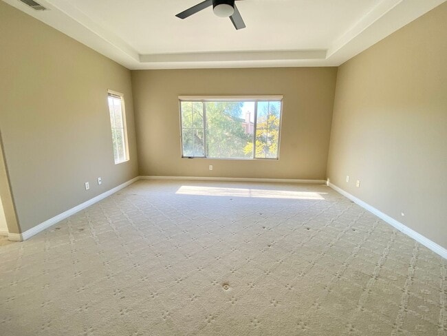 Building Photo - Spacious 4 bed 3 bath Newbury park home