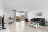 Building Photo - 9440 W Bay Harbor Dr